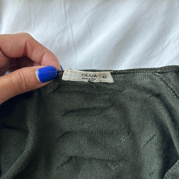 Prada Wool and Silk Blend Lightweight Avant-garde Sweater - US 4 or EU 40 - Picture 9 of 15
